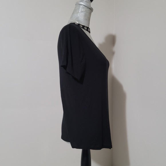 M Charlotte Russe grommet collar cut out tee short sleeve v tail black goth - Picture 3 of 10
